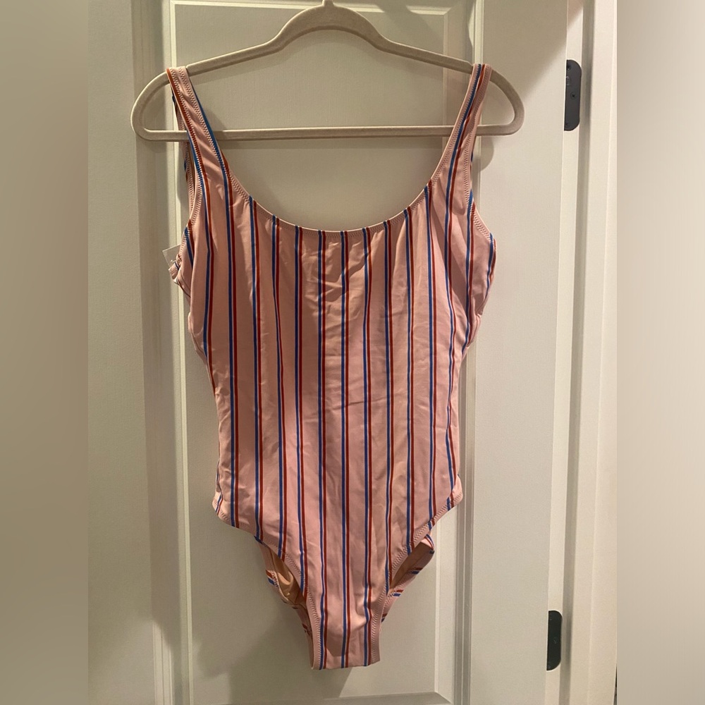 NWOT Madewell bathing suit-never worn.